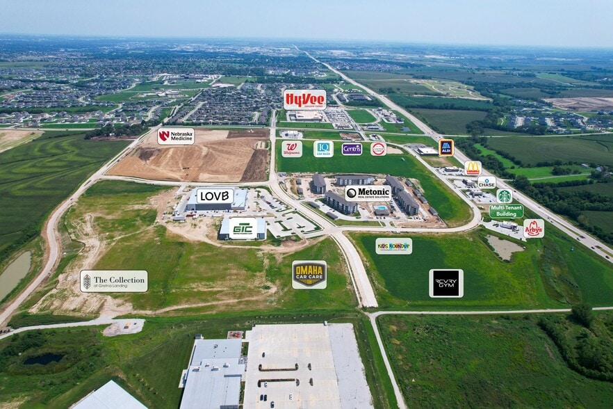 19603 Oakmont Dr, Gretna, NE for lease - Building Photo - Image 3 of 4