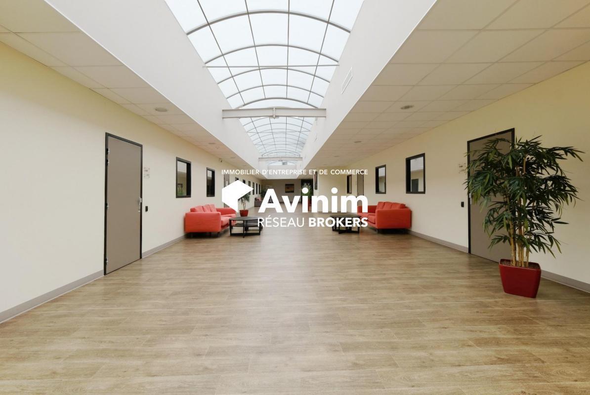 Office in Bezons for lease Interior Photo- Image 1 of 4