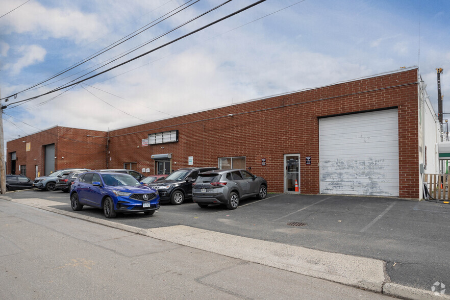 3505 Hampton Rd, Oceanside, NY for lease - Primary Photo - Image 1 of 7