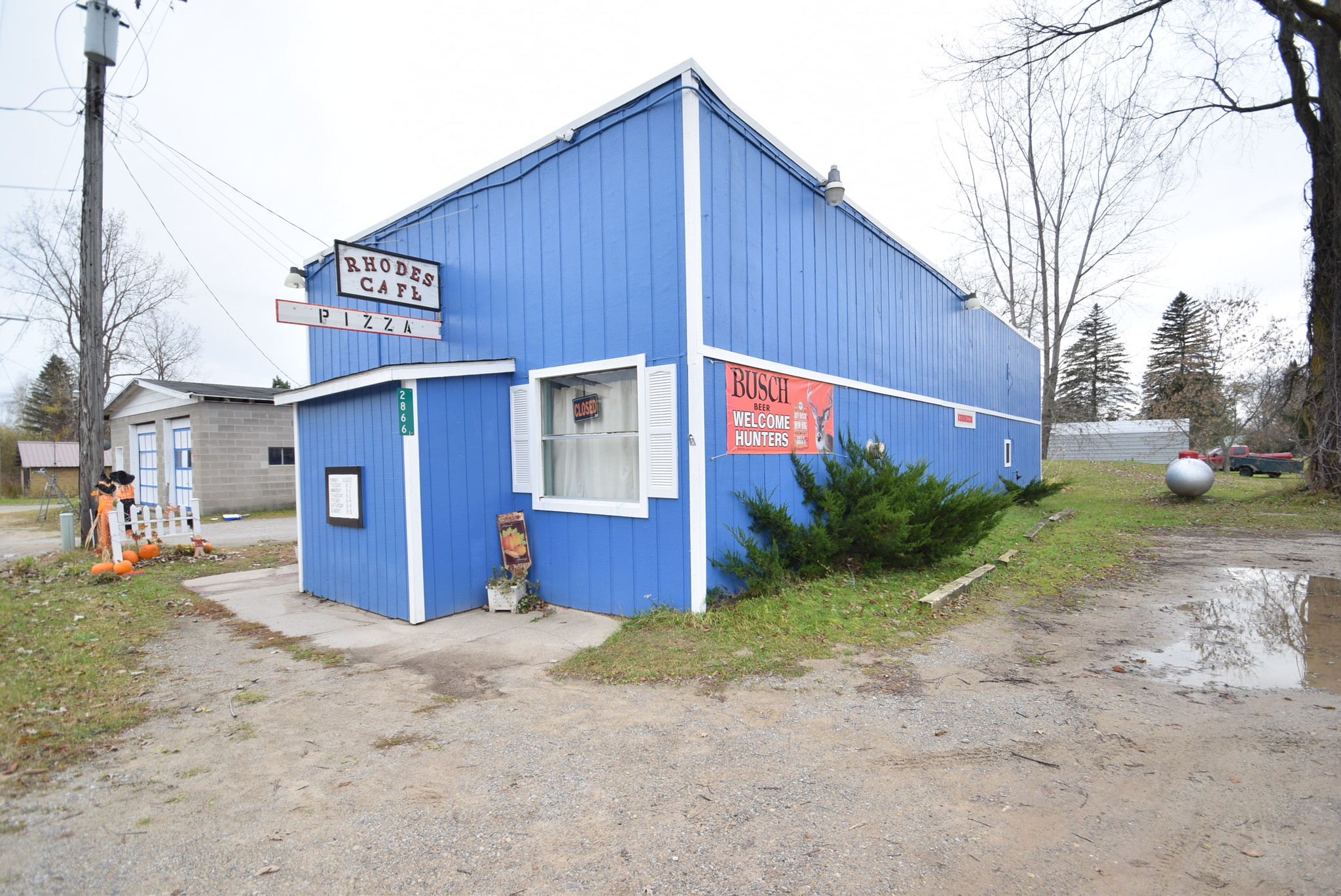 2866 Rhodes, Rhodes, MI for sale Primary Photo- Image 1 of 1