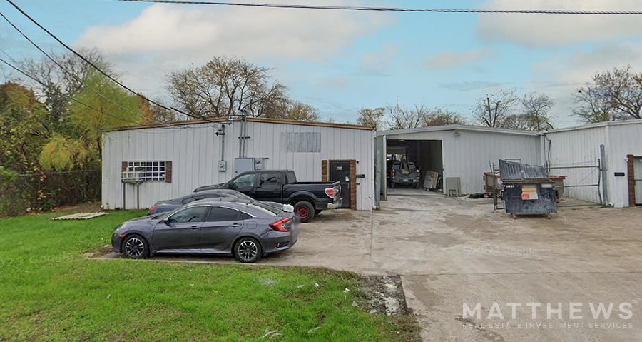 108 Austin St, Garland, TX for lease - Building Photo - Image 2 of 3