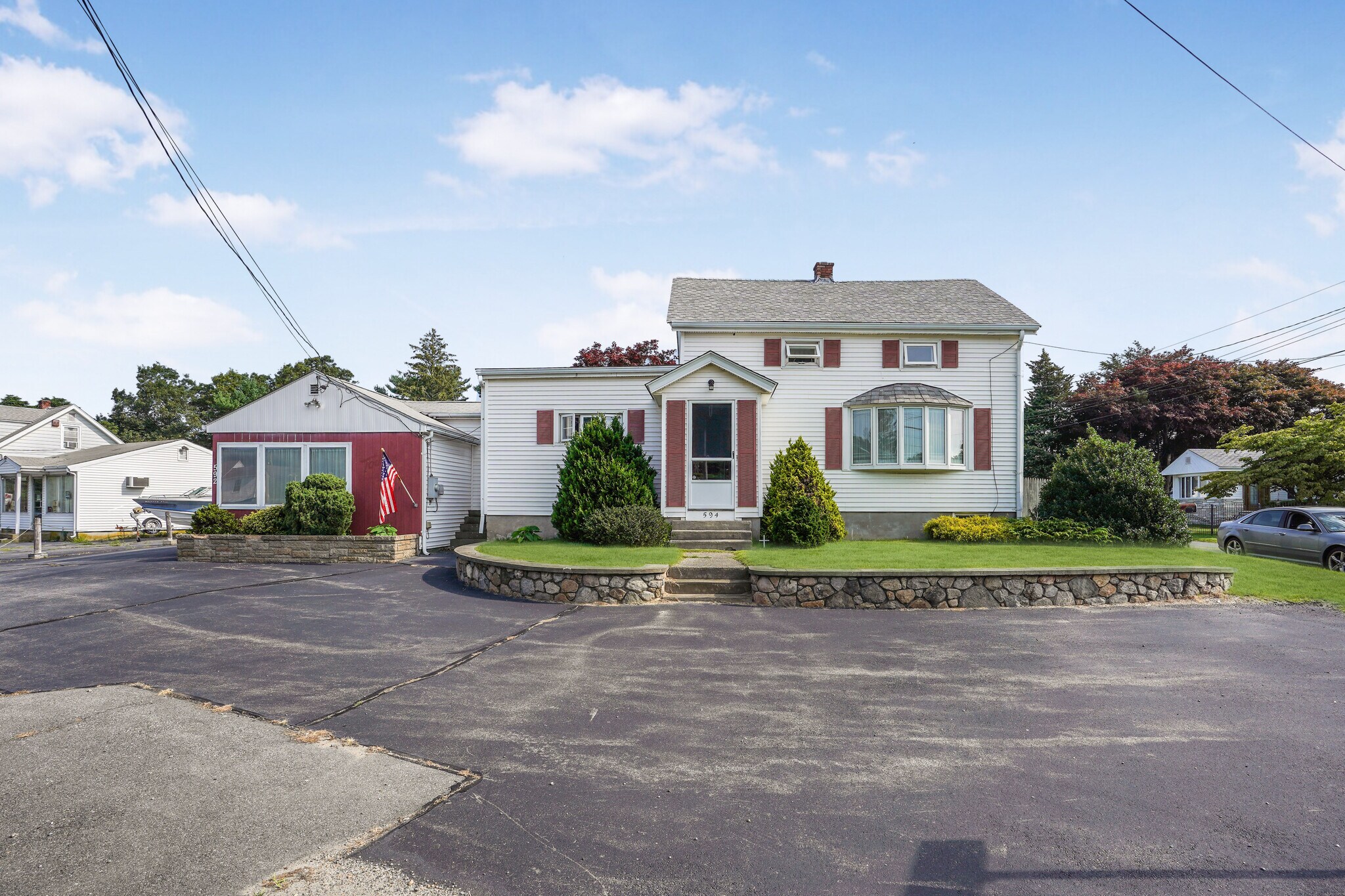 592 State Rd, Westport, MA for sale Primary Photo- Image 1 of 1