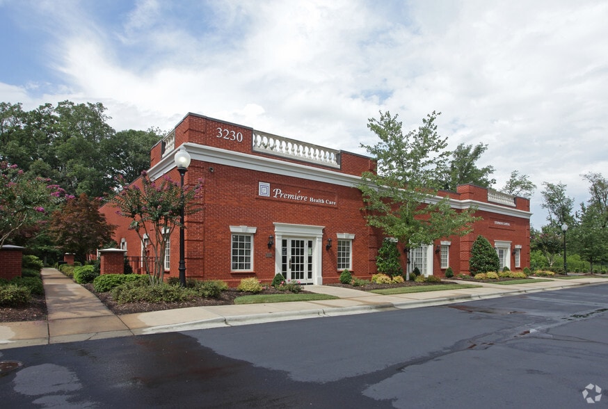 3230 Prosperity Church Rd, Charlotte, NC 28269