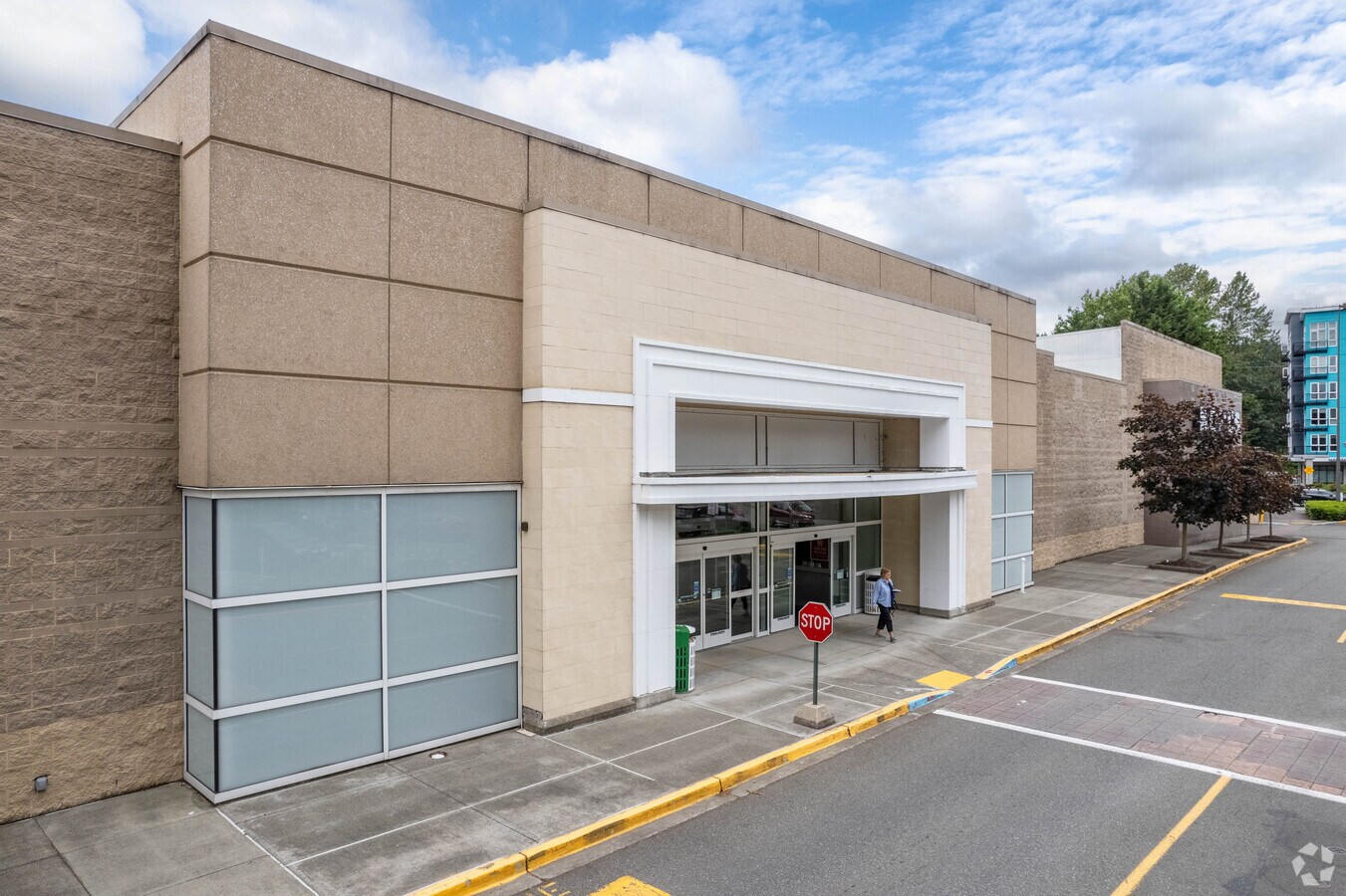 17601 NE Union Hill Rd, Redmond, WA 98052