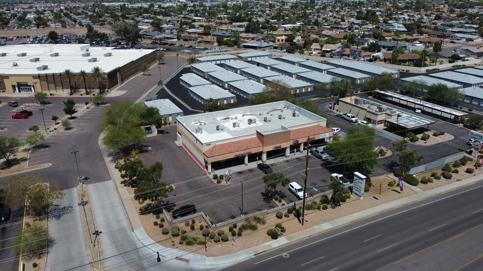 17220 N 19th Ave, Phoenix, AZ for lease - Building Photo - Image 2 of 5