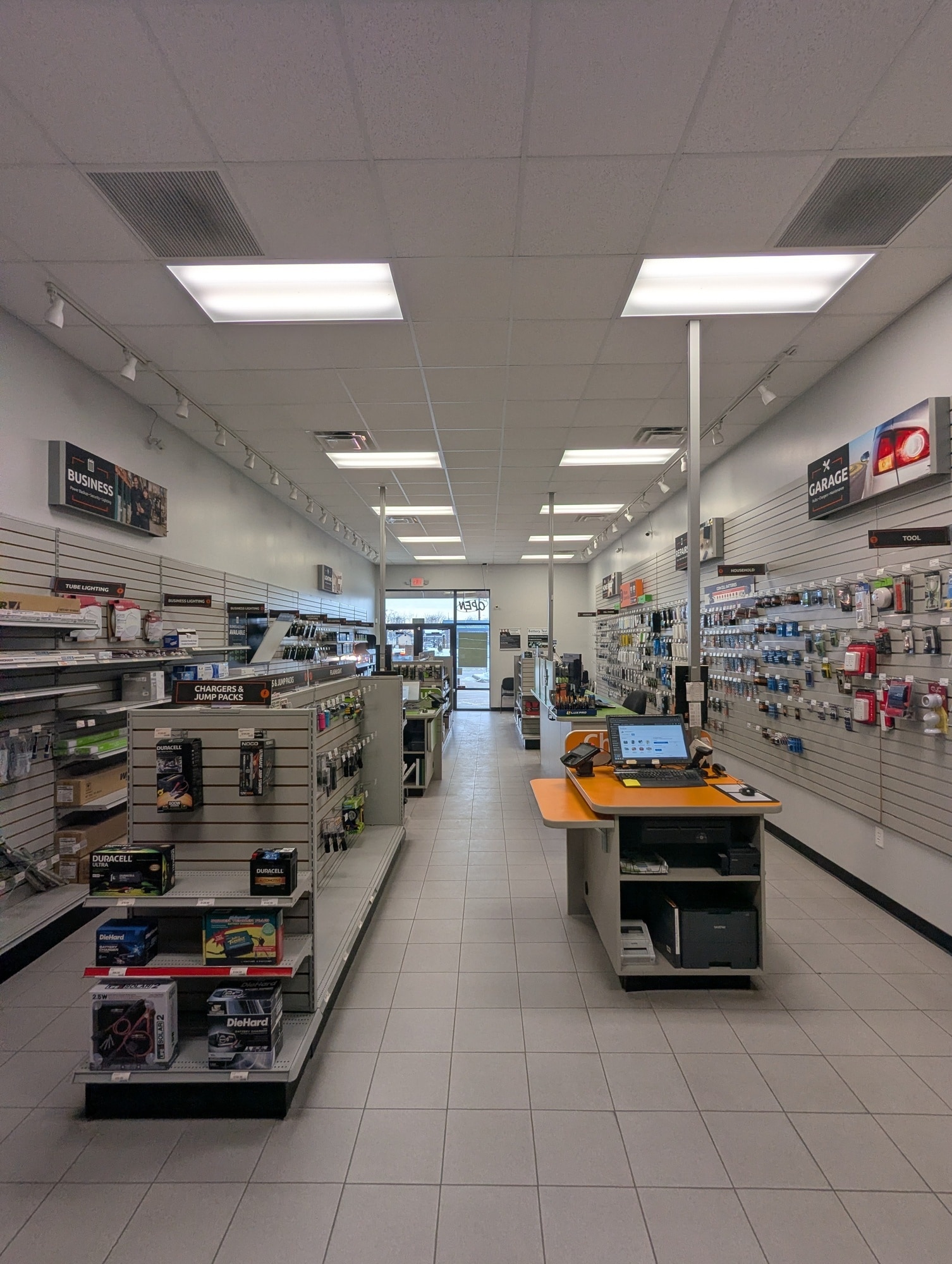 2086-2090 N State Route 50, Bourbonnais, IL for lease Interior Photo- Image 1 of 8