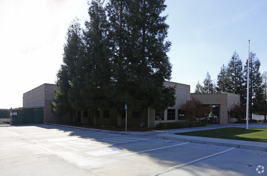 650 Quinn Ave, San Jose, CA for lease - Building Photo - Image 3 of 11