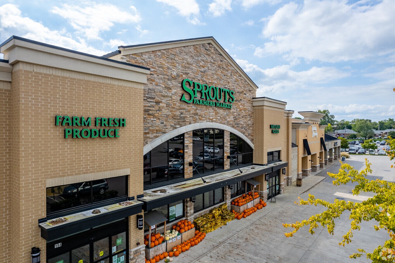 1010 Murfreesboro Rd, Franklin, TN 37064 The Maples Shopping Center