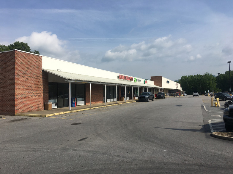 35-127 Plaza Loop, Canton, NC for sale - Building Photo - Image 1 of 1