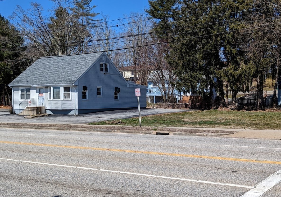 647 W Main St, Norwich, CT for sale Building Photo- Image 1 of 1