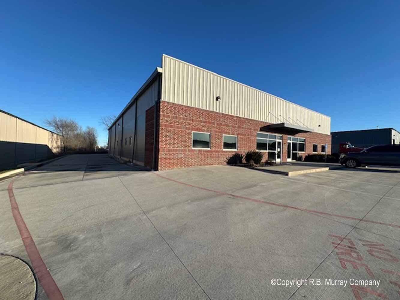 2826 N Oak Grove Ave, Springfield, MO for sale Primary Photo- Image 1 of 1