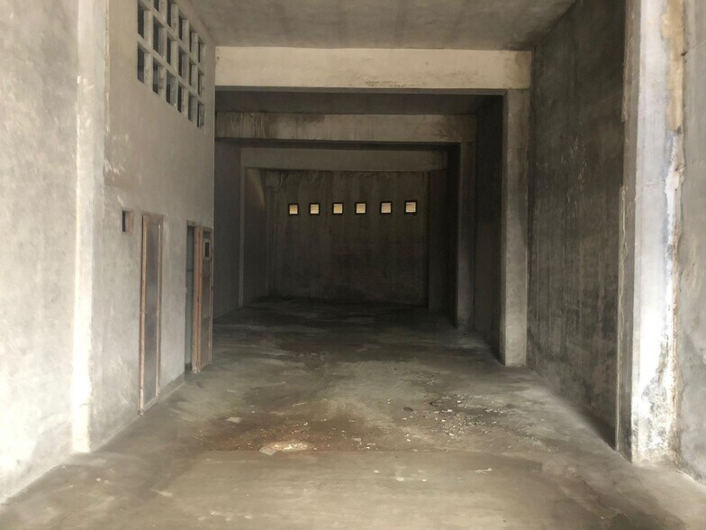 Retail in Algemesí, Valencia for sale - Building Photo - Image 2 of 8