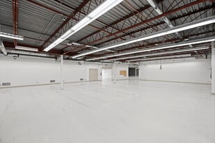 2181-2183 Thurston Dr, Ottawa ON - Warehouse