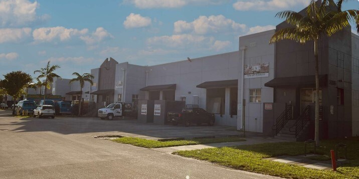 5065 NW 74th Ave, Miami, FL for lease - Building Photo - Image 1 of 7