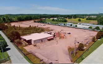 Kelly Court 10 Acres Gated and Fenced - Warehouse