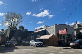 More details for 1358 Leonard St NW, Grand Rapids, MI - Retail for Sale