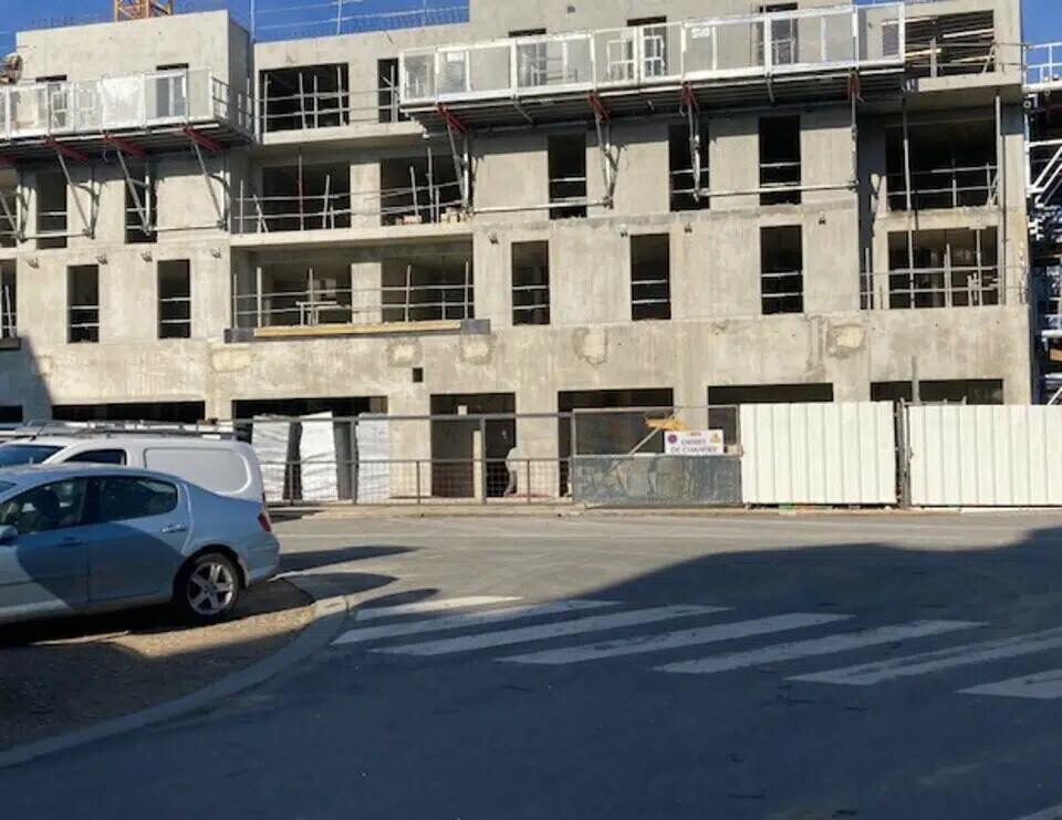 Location Commerce 276 m² - Photo 1