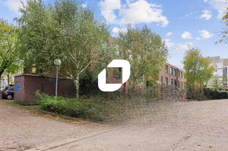 Office in Évry-Courcouronnes for lease Building Photo- Image 1 of 2