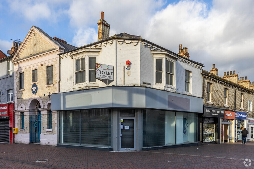 11 High St E, Redcar for lease - Primary Photo - Image 1 of 2