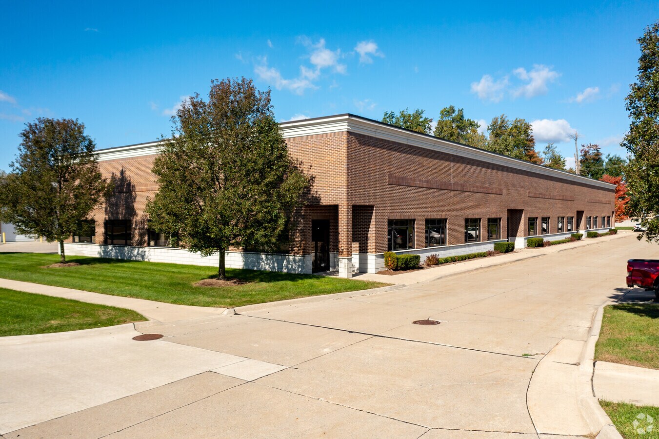 16145-16185 Leone Dr, Macomb Township, MI 48042 - Building D
