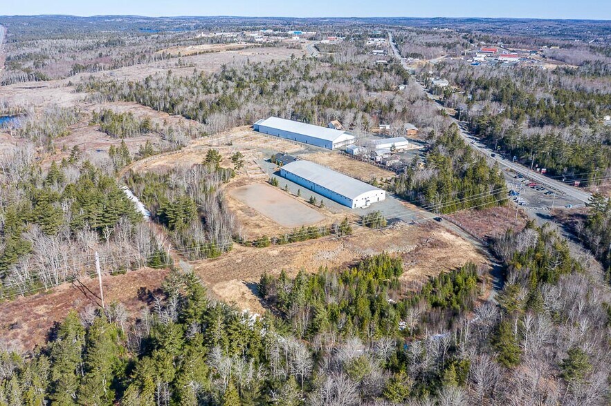 68 Highway One, East Hants, NS B0N 1Z0