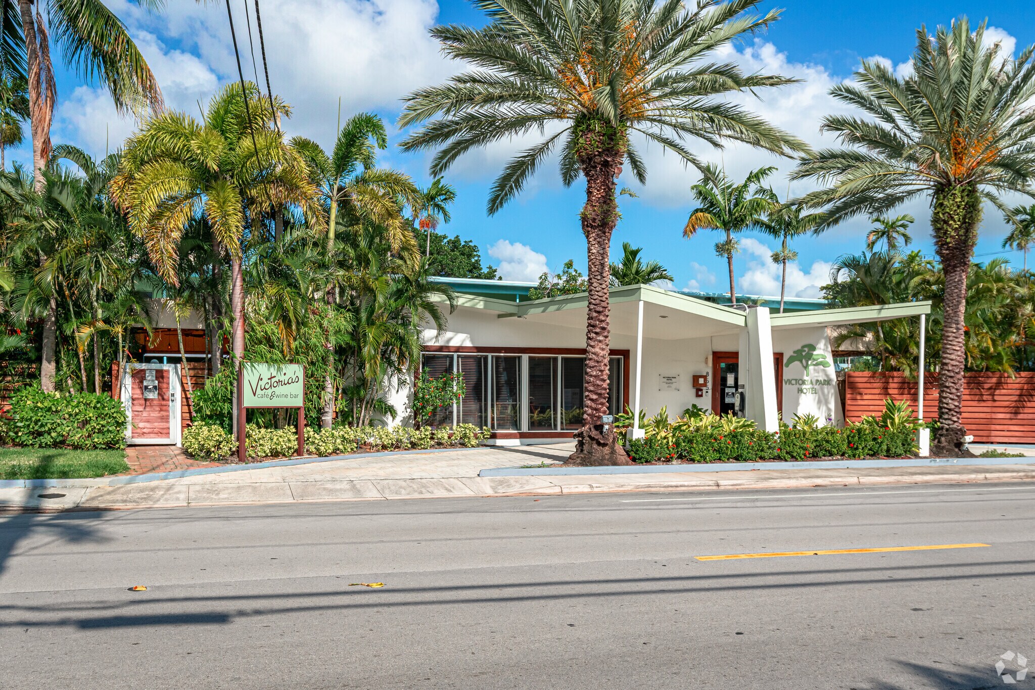 855 NE 20th Ave, Fort Lauderdale, FL for sale Building Photo- Image 1 of 1
