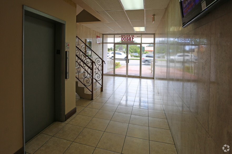 18800 NW 2nd Ave, Miami, FL for lease - Interior Photo - Image 2 of 5