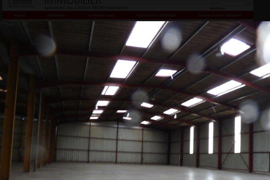 Industrial in Brive-la-Gaillarde for lease - Interior Photo - Image 1 of 1