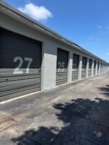 Prime Work & Storage Bays with 24/7 Access - Warehouse