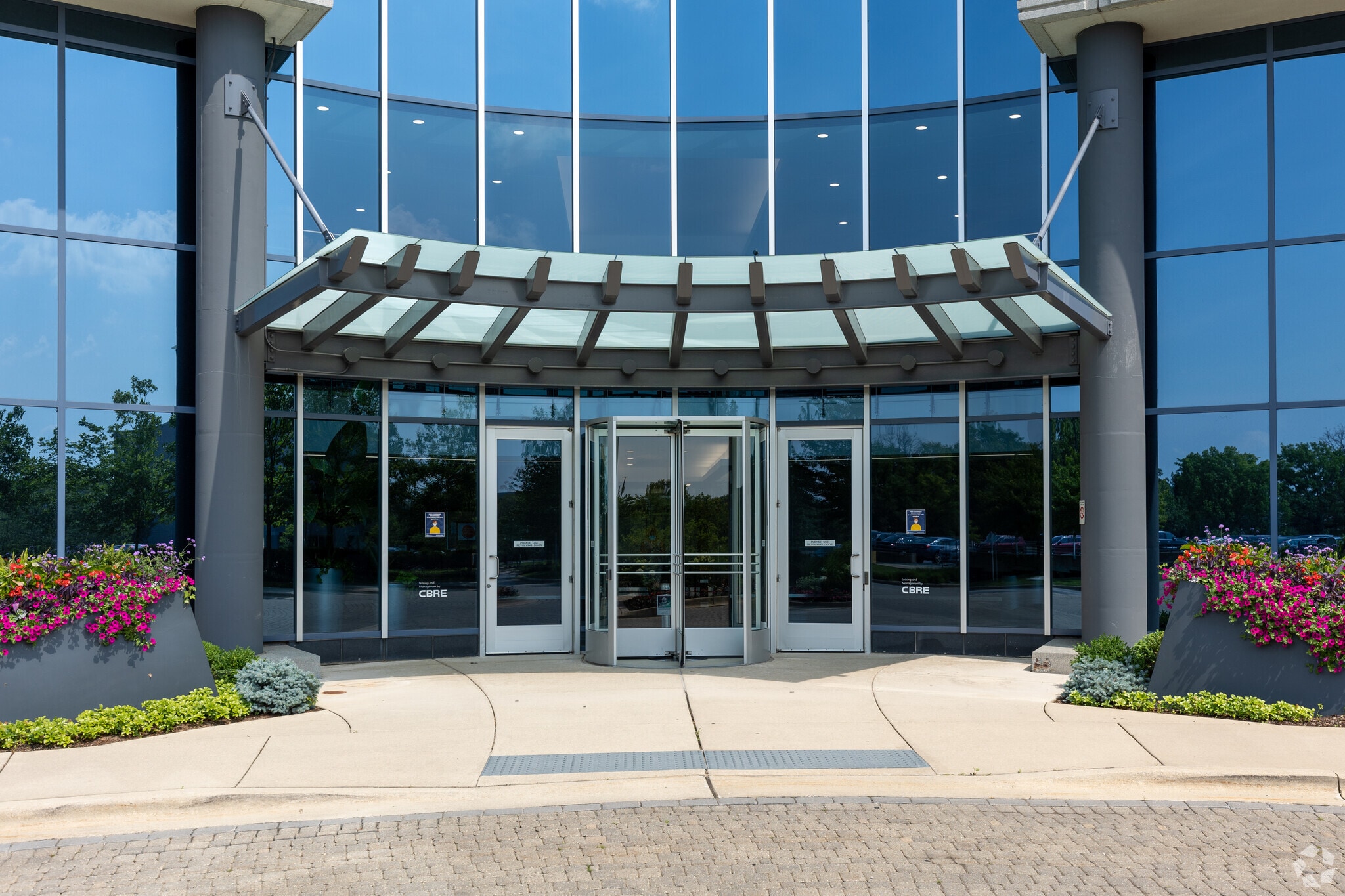 2001 Spring Road Suite 700 Oak Brook Il 60523 700 Commerce Dr, Oak Brook, IL 60523 - Oak Brook Pointe | LoopNet