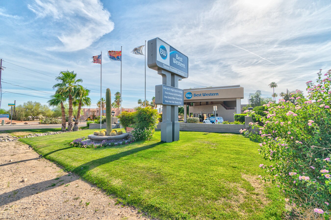 6201 N Oracle Rd, Tucson, AZ 85704