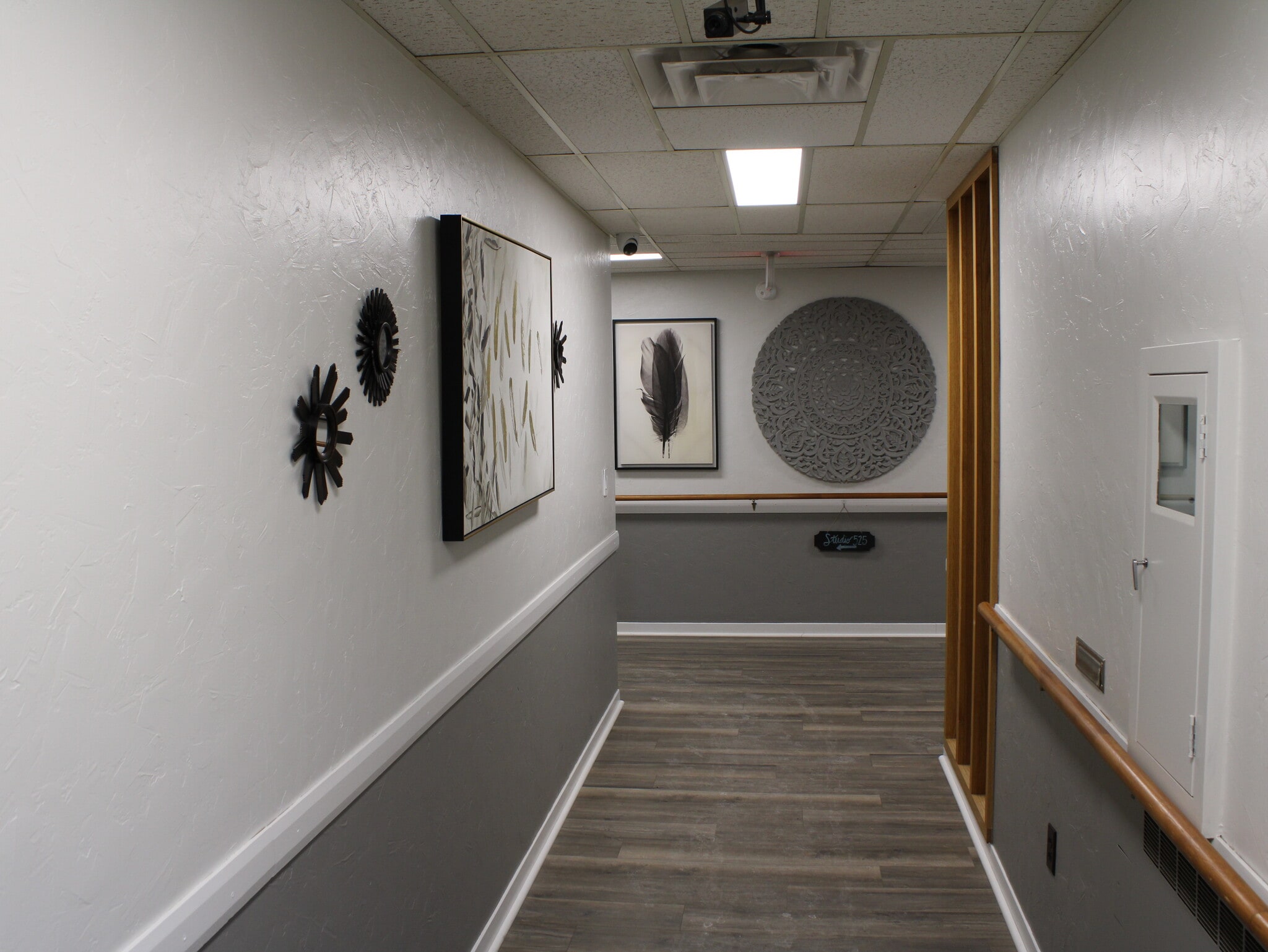 525 E Division St, Fond Du Lac, WI for lease Interior Photo- Image 1 of 13