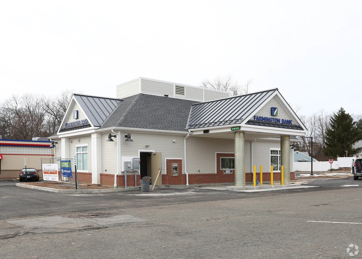 299 Middle Tpke, Manchester, CT 06040