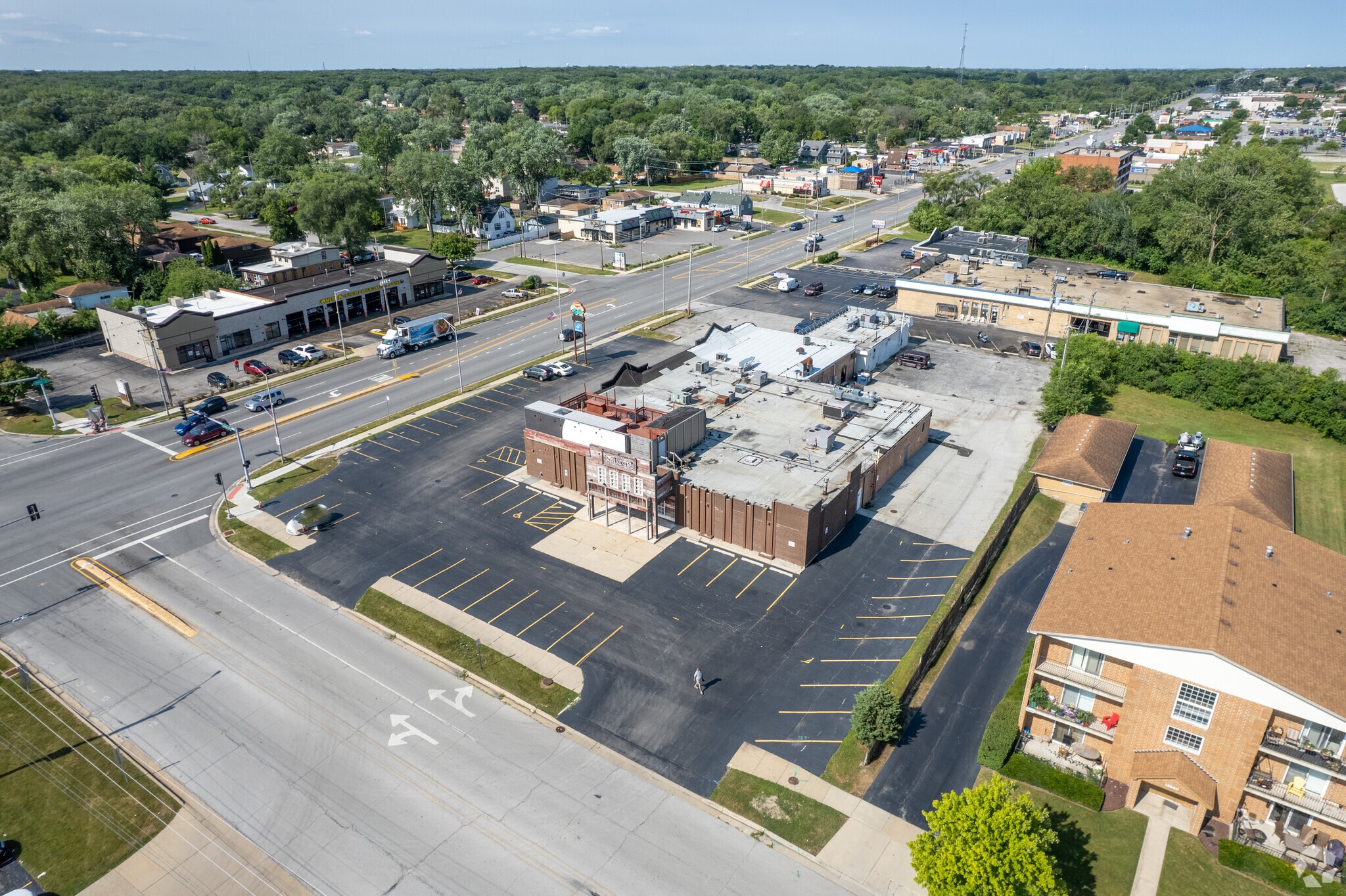 5200-5214 159th St, Oak Forest, IL 60452 - 50% Leased Retail Center ...