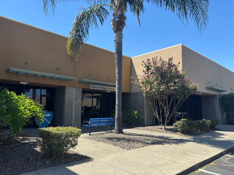 2121 2nd St, Davis, CA for lease - Building Photo - Image 2 of 10