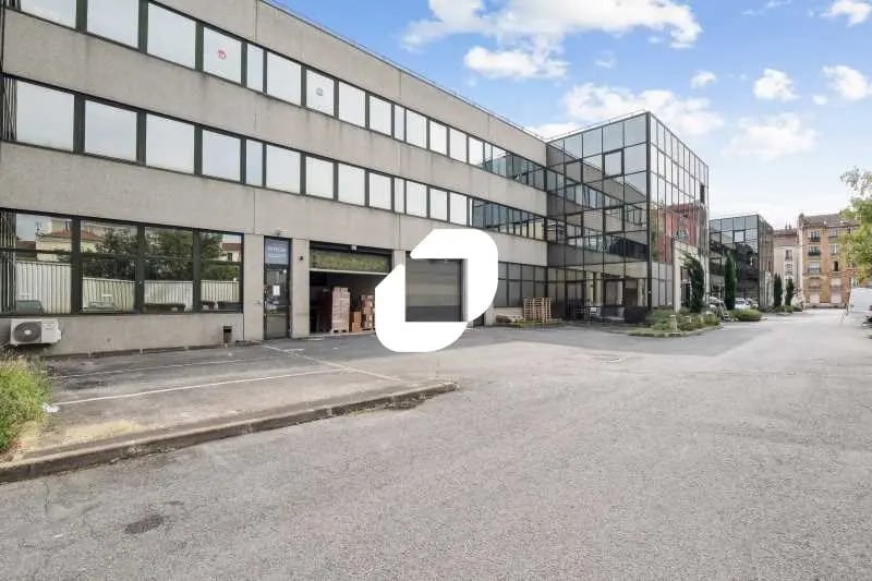 94 Rue Victor Hugo, Ivry-sur-Seine for lease - Building Photo - Image 3 of 57