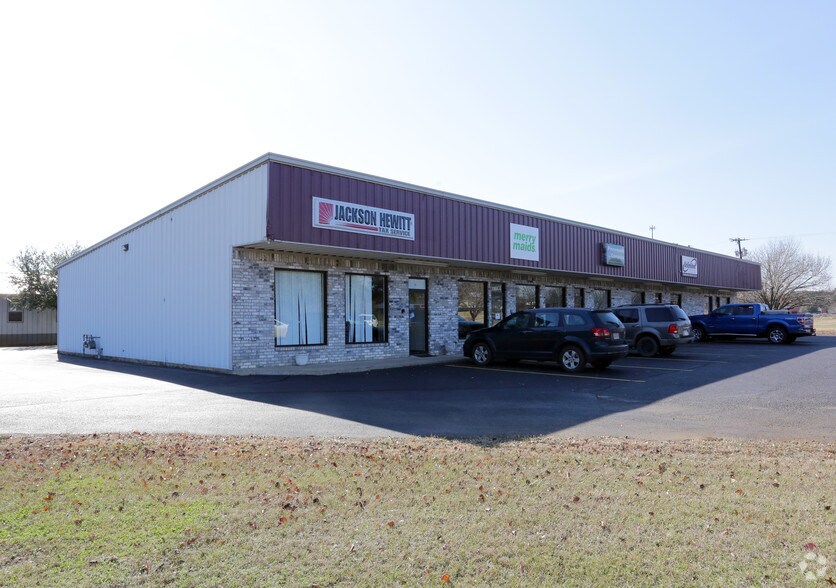 1901 N Stallings Dr, Nacogdoches, TX for sale - Primary Photo - Image 1 of 1