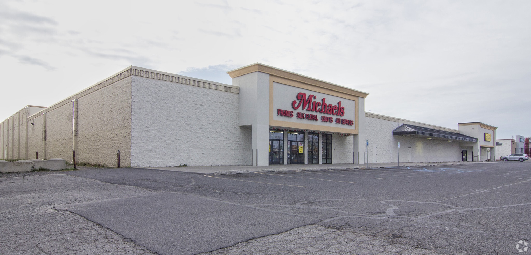 7630 N Division St, Spokane, WA for sale Primary Photo- Image 1 of 5