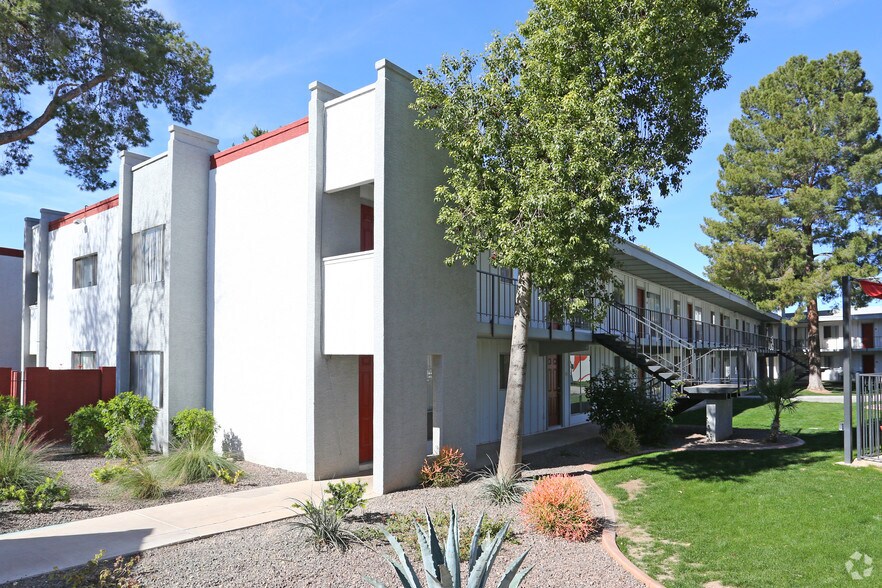 8750 E McDowell Rd, Scottsdale, AZ 85257