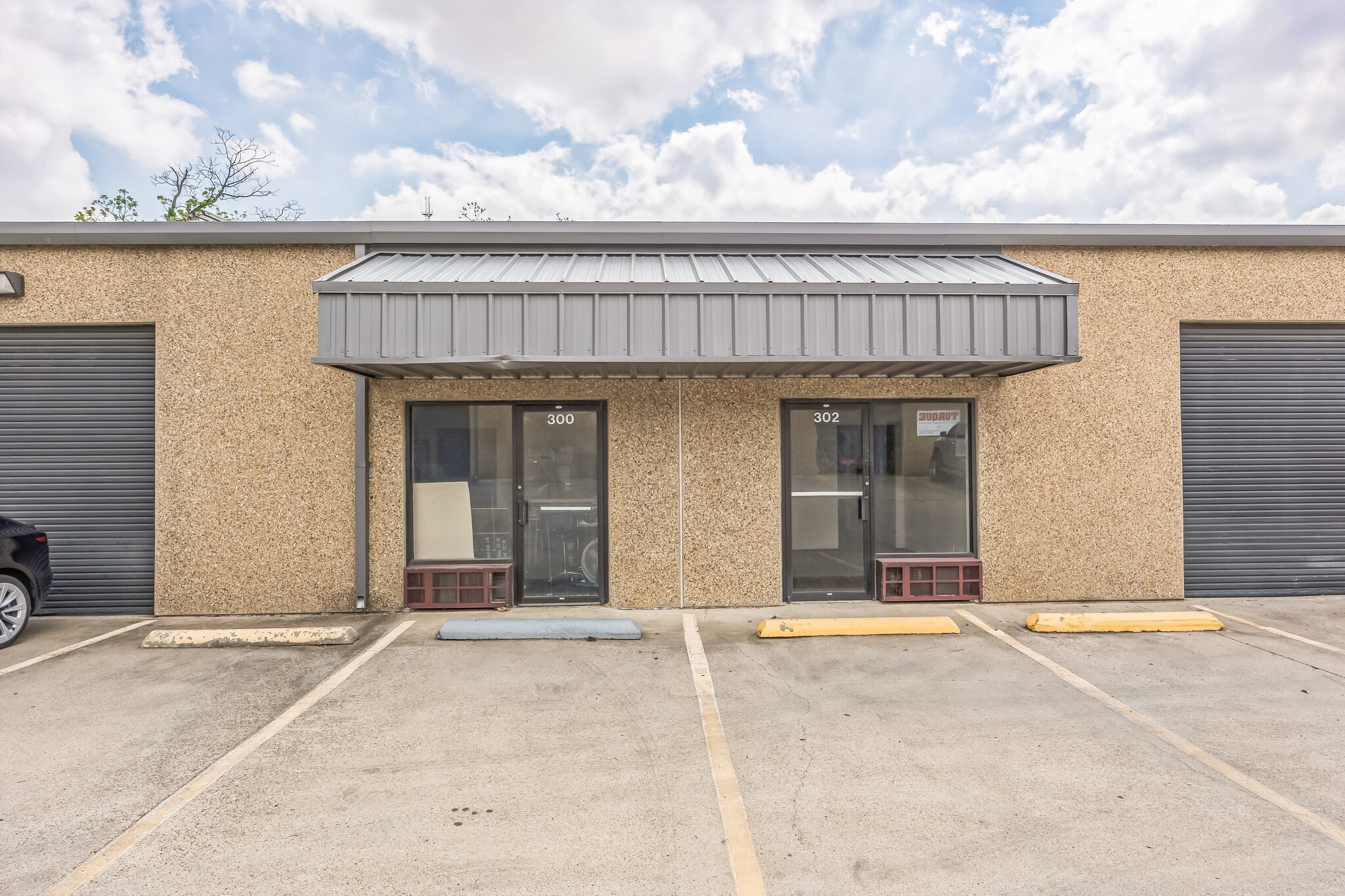 1000 Harrison Ave, Arlington, TX for lease Building Photo- Image 1 of 6