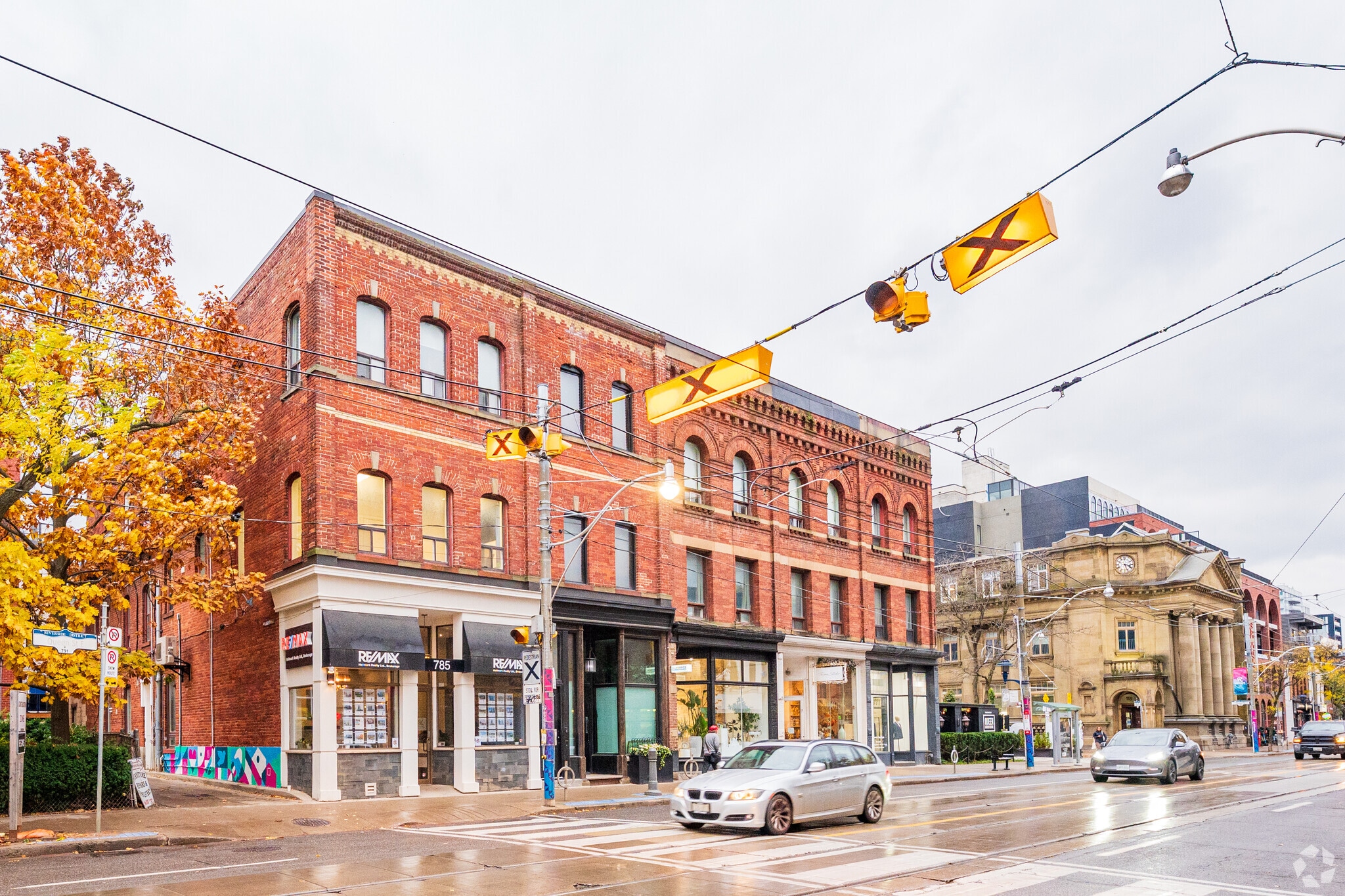 781 Queen St E, Toronto, ON for sale Primary Photo- Image 1 of 4
