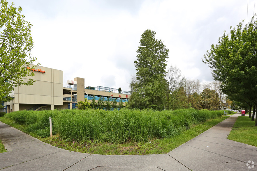 8880 Cambie Rd, Richmond, BC for sale - Primary Photo - Image 1 of 1