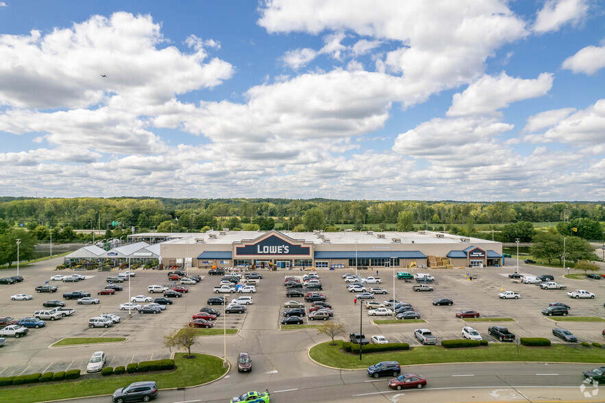 1601-1609 N Bechtle Ave, Springfield, OH for lease - Building Photo - Image 1 of 8