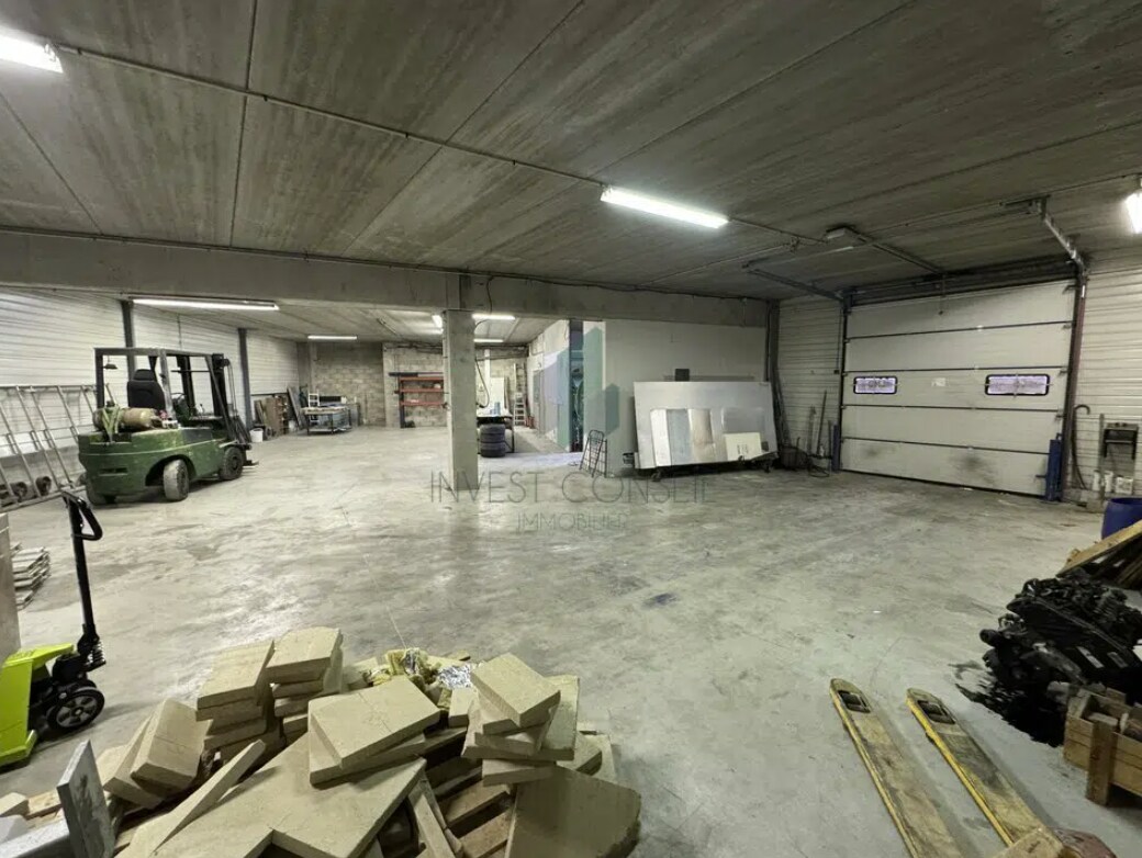 12 Avenue Du Colonel Rol-Tanguy, Stains, SSD 93240 - Unit Lot 1 - - Interior Photo - Image 1 of 7