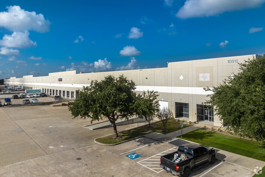 10511 Kipp Way Dr, Houston, TX 77099 Bldg IV