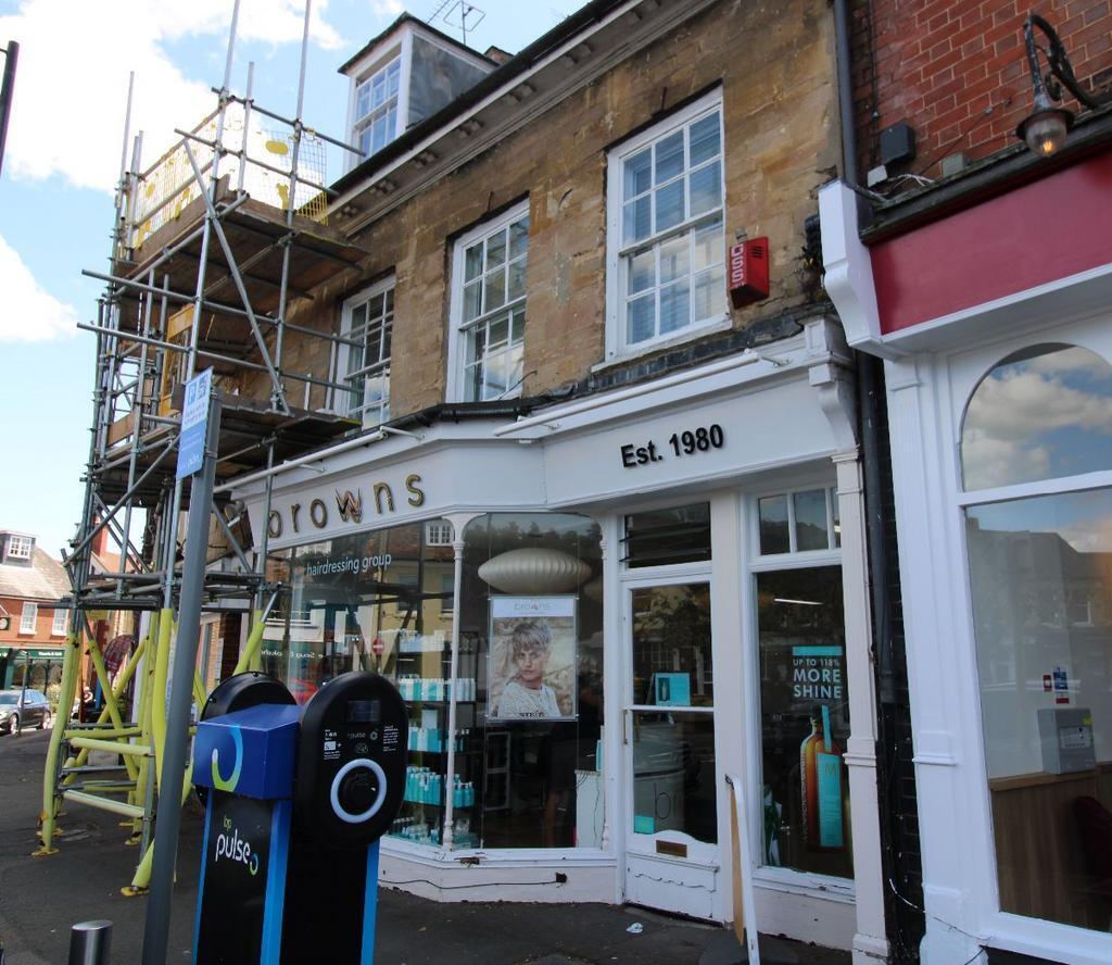 32-32a Market Pl, Olney for sale Primary Photo- Image 1 of 4