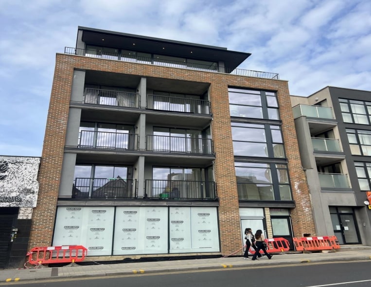 574 High rd, Wembley for lease Primary Photo- Image 1 of 4