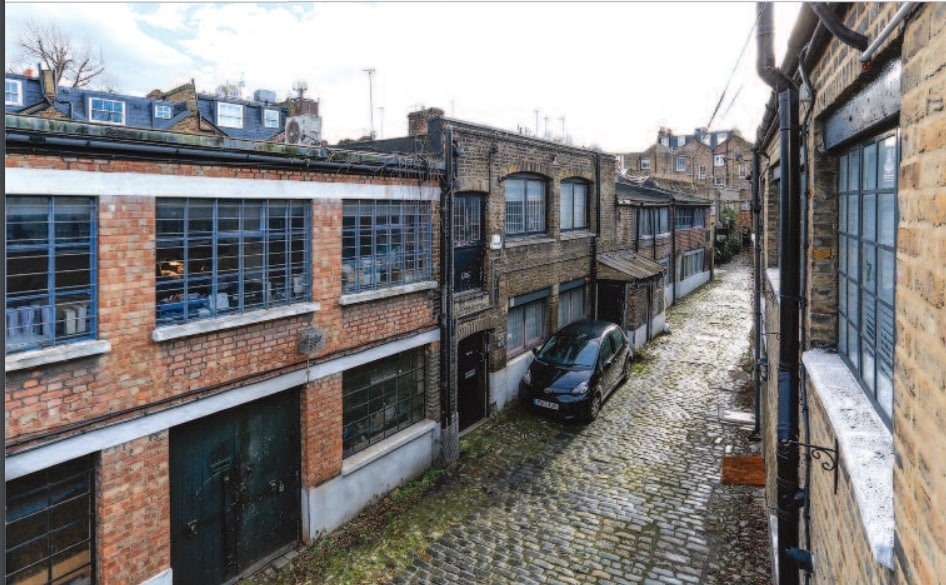 16-33 Rheidol Mews, London for sale - Building Photo - Image 3 of 4