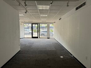 98-1238 Kaahumanu St, Pearl City, HI for lease Interior Photo- Image 2 of 6