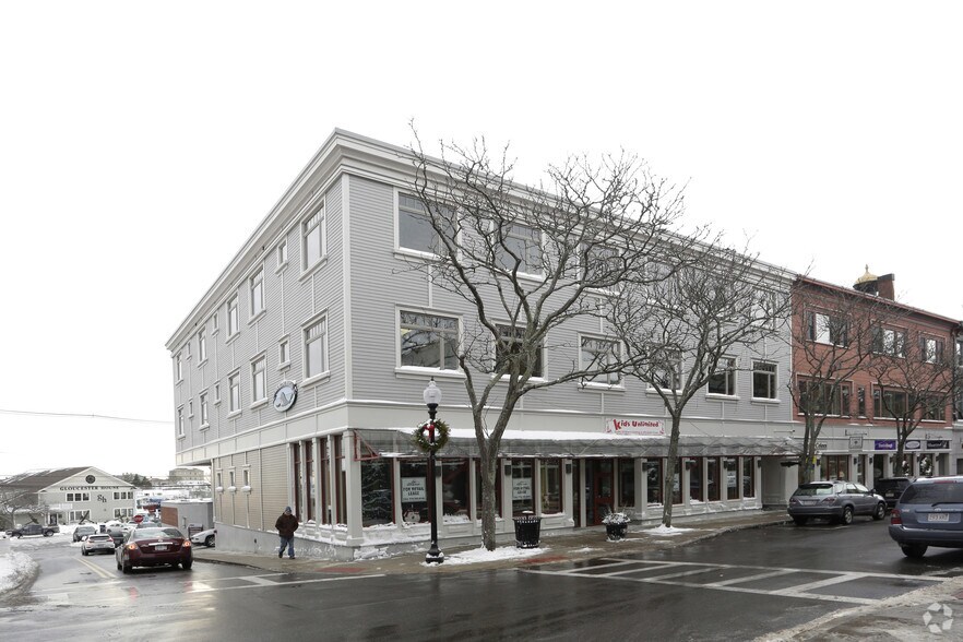 123 Main St, Gloucester, MA 01930